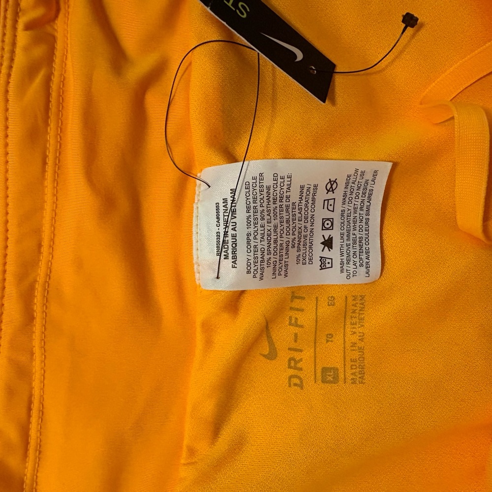 Nike Women's Bright Orange Athletic Shorts - Picture 5 of 5